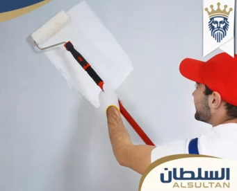 صباغ في دبي