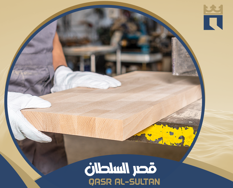 تجهيز الأخشاب بعناية لتنفيذ أثاث حسب الطلب يجمع بين جمال المظهر ومتانة القطع وملاءمتها لمساحة منزلك. تجهيز الأخشاب بعناية لتنفيذ أثاث حسب الطلب يجمع بين جمال المظهر ومتانة القطع وملاءمتها لمساحة منزلك.