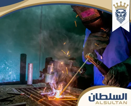 ورشة تشكيل معادن في رأس الخيمة